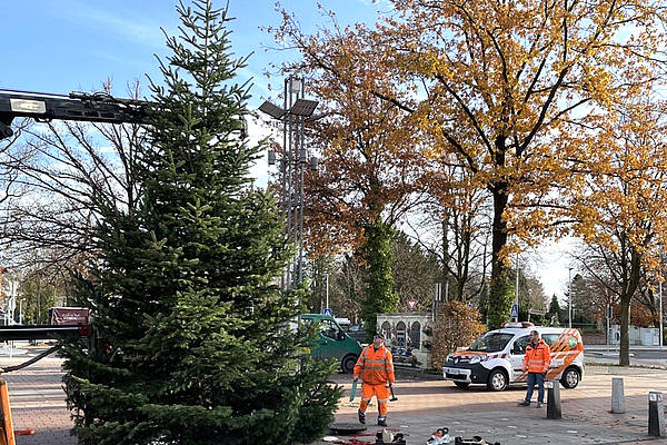 Großburgwedel erstrahlt seit gestern wieder in weihnachtlichem Glanz