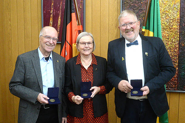 Stadt Burgdorf würdigt ehrenamtliches Engagement mit der Bürgermedaille