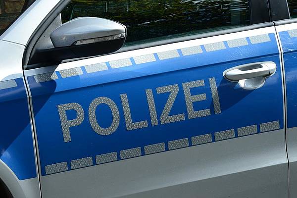 Baumaschinen werden aus Fahrzeug im Burgdorfer Schützenweg gestohlen